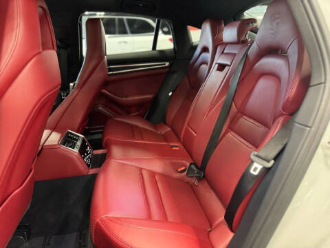 2023 Porsche Panamera