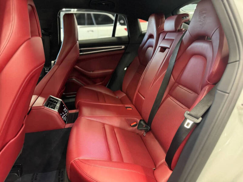 2023 Porsche Panamera