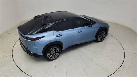 2023 Lexus RZ 450e Luxury