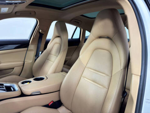 2021 Porsche Panamera 4S E-Hybrid