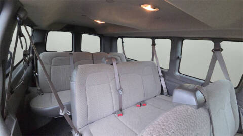 2017 Chevrolet Express LT 3500