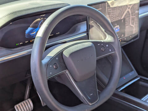 2023 Tesla Model X Standard Range