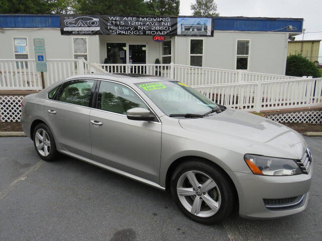 2013 Volkswagen Passat for sale at Colbert's Auto Outlet in Hickory, NC