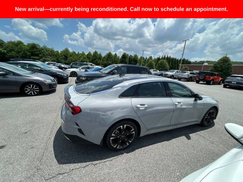 2023 Kia K5