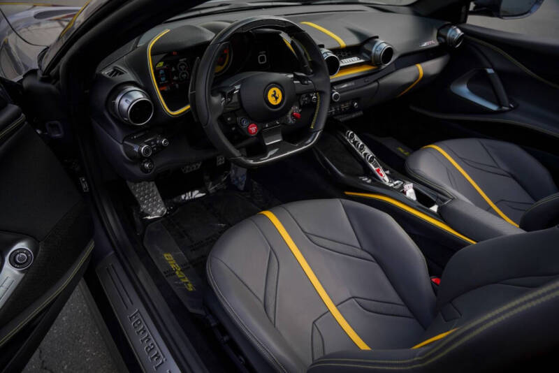 2023 Ferrari 812 GTS