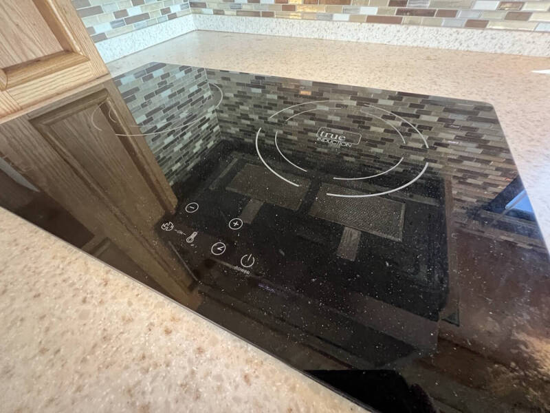 2001 Winnebago Journey 36L