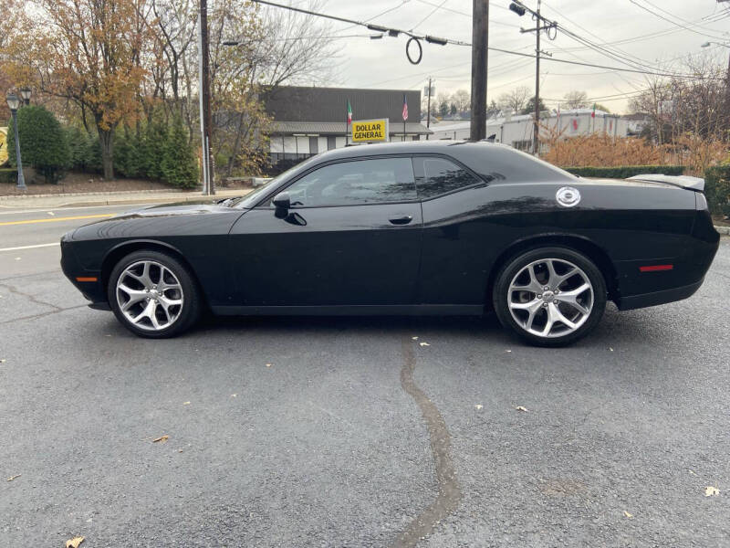 2016 Dodge Challenger SXT