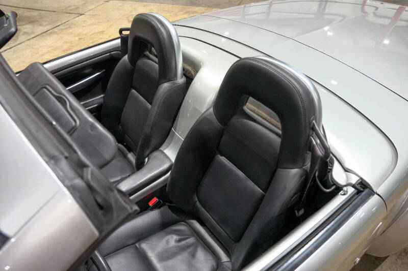 2004 Chevrolet SSR LS