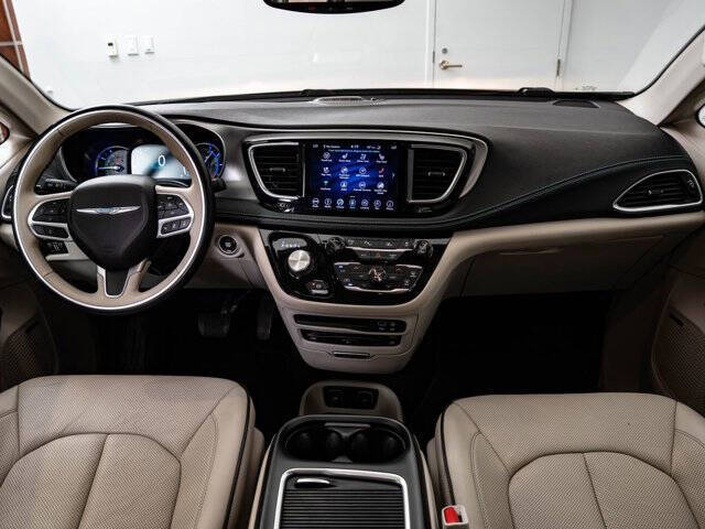 2018 Chrysler Pacifica Hybrid Limited