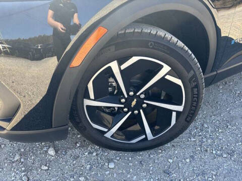 2025 Chevrolet Equinox EV LT 1