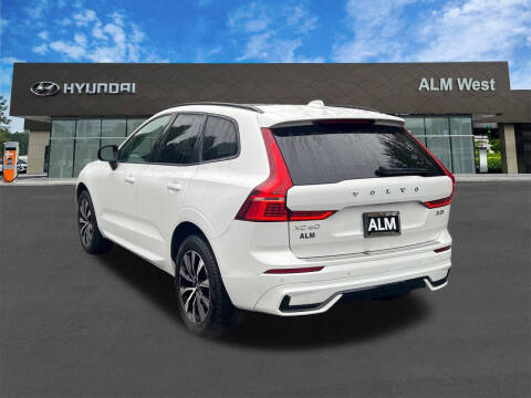 2024 Volvo XC60 B5 Core Dark Theme