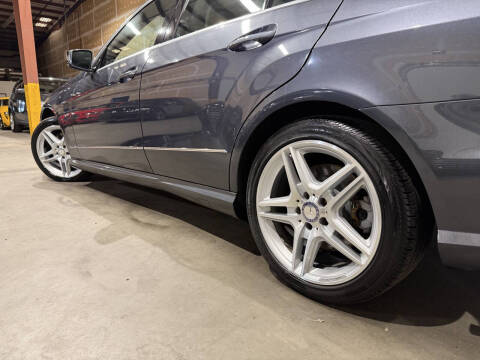 2011 Mercedes-Benz E-Class E 550 Sport 4MATIC