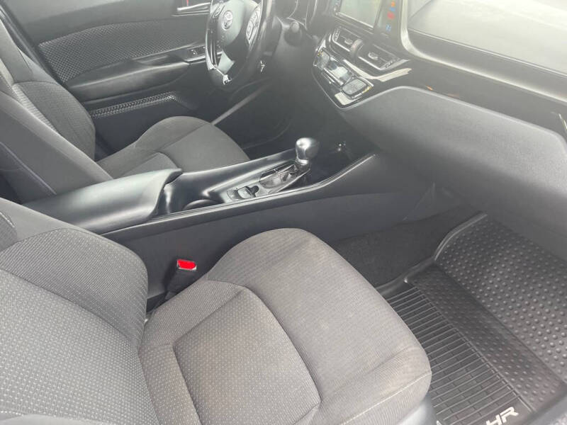 2018 Toyota C-HR XLE