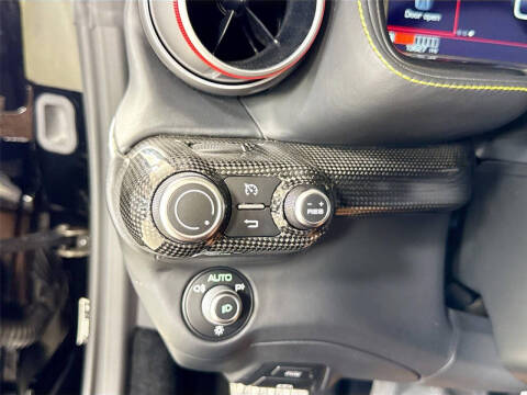 2021 Ferrari 812 GTS
