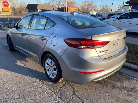 2017 Hyundai Elantra SE