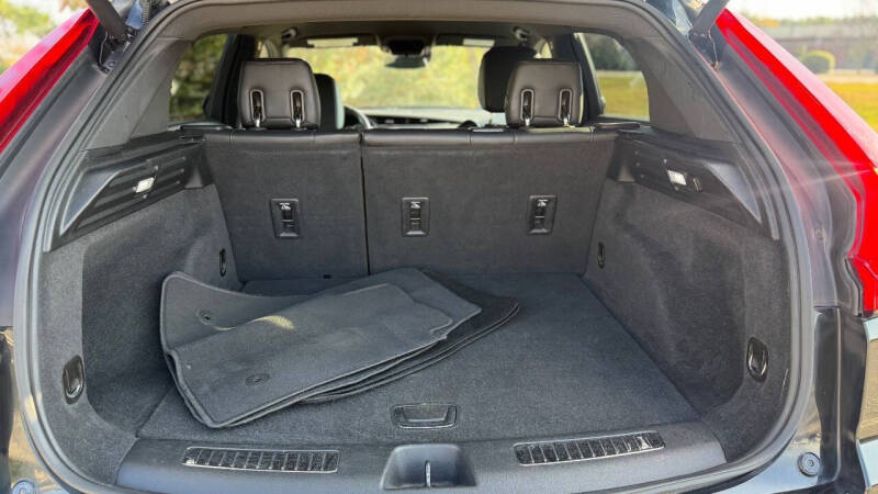 2021 Cadillac XT4 Premium Luxury