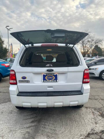 2011 Ford Escape XLT