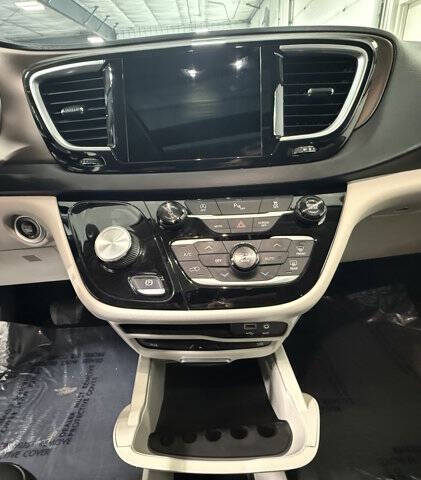 2018 Chrysler Pacifica Touring L Plus