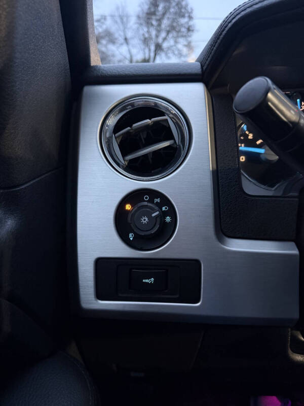 2014 Ford F-150 Platinum