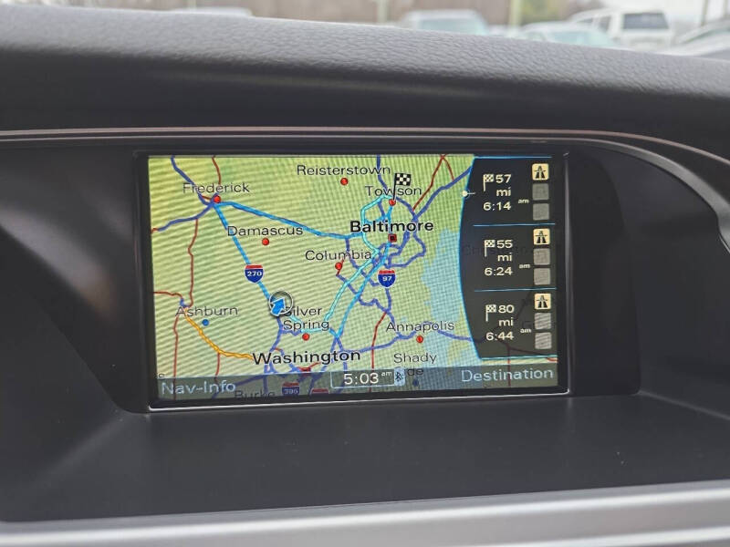 2011 Audi A4 2.0T quattro Avant Prestige