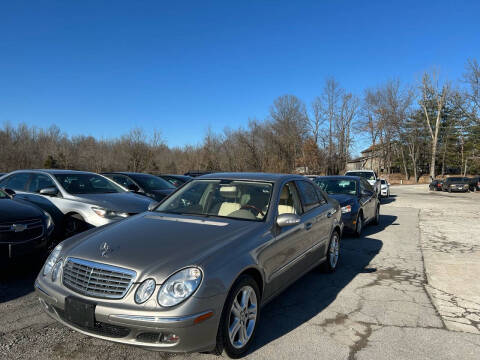 2006 Mercedes-Benz E-Class for sale at Best Buy Auto Sales in Murphysboro IL