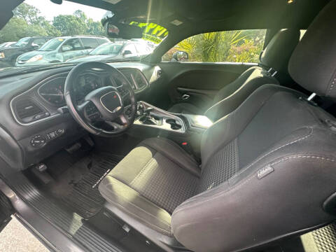 2019 Dodge Challenger SXT