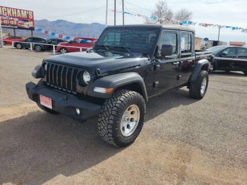 2022 Jeep Gladiator for sale at Bickham Used Cars in Alamogordo NM