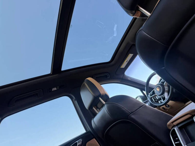 2018 Porsche Cayenne S