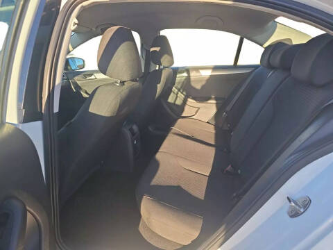 2015 Volkswagen Jetta