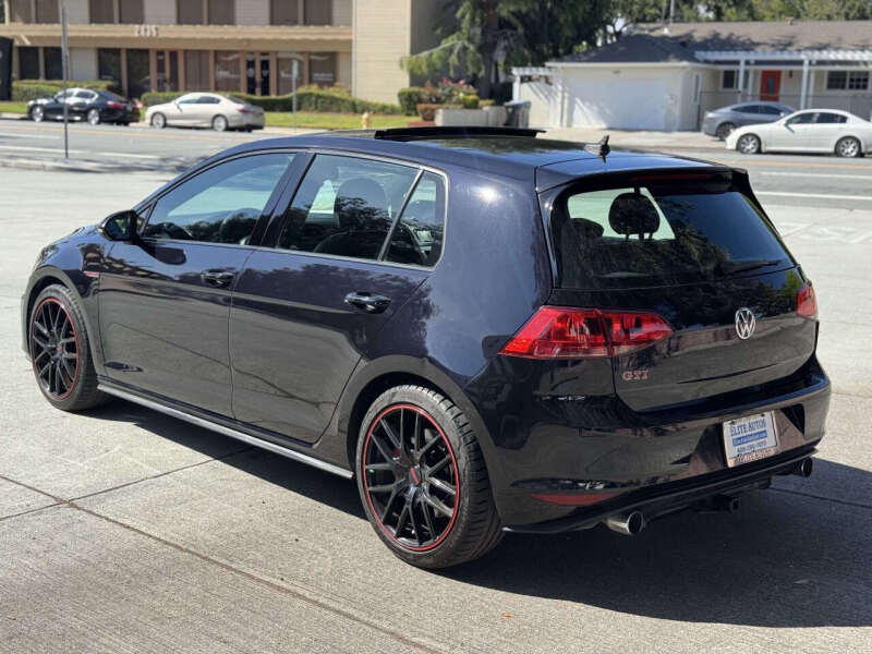 Image 6 of 2015 Volkswagen Golf GTI SE