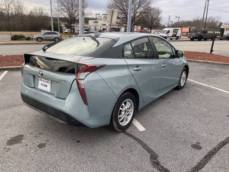 2017 Toyota Prius Two