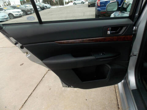 2013 Subaru Legacy 2.5i Limited