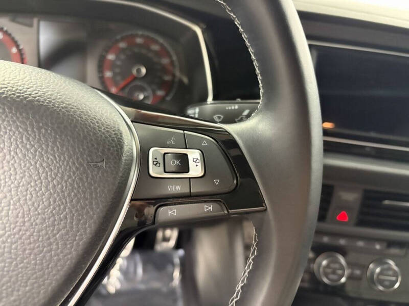 2019 Volkswagen Jetta R-Line