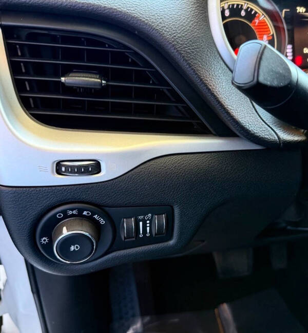 2018 Jeep Cherokee Latitude Plus