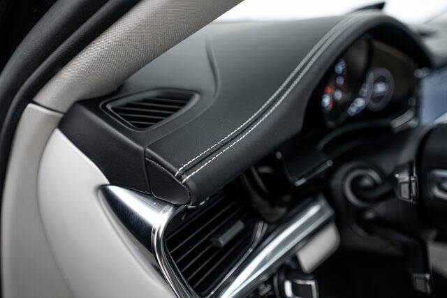 2017 Porsche Panamera