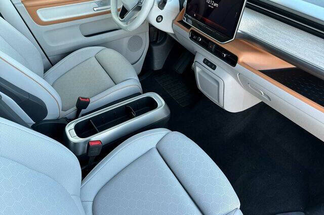 2025 Volkswagen ID. Buzz 1st Edition 4Motion