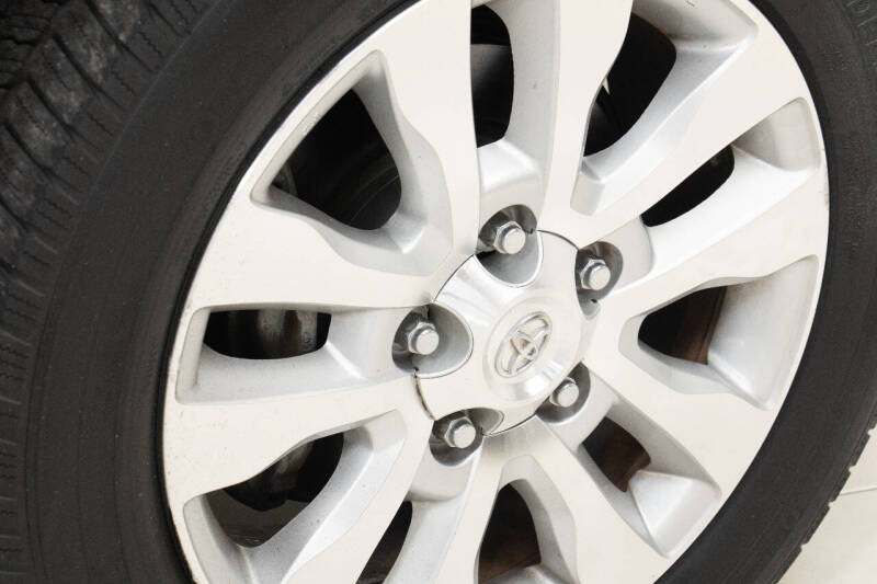 2011 Toyota Sequoia Platinum