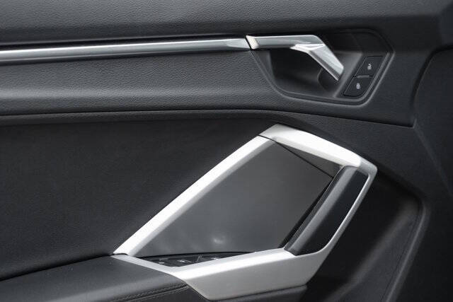 2020 Audi Q3 quattro Premium 45 TFSI