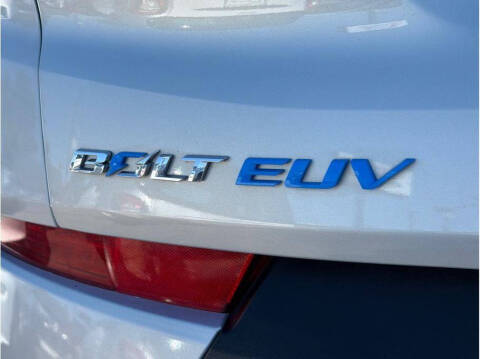 2023 Chevrolet Bolt EUV LT