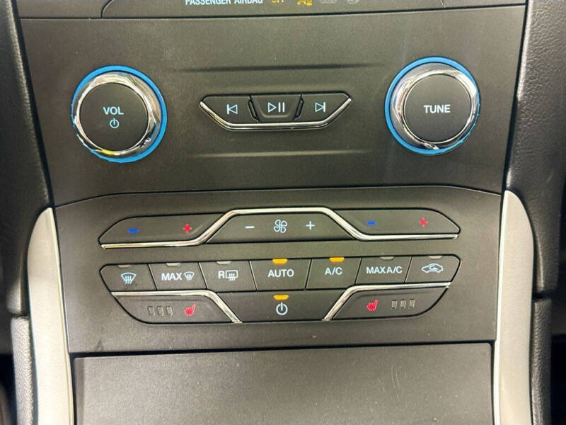2019 Ford Edge SEL
