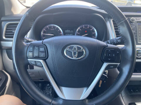 2016 Toyota Highlander LE Plus