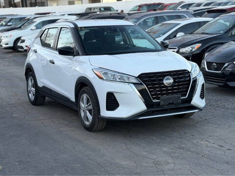 2022 Nissan Kicks S