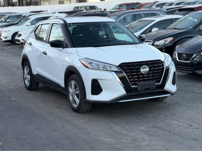 2022 Nissan Kicks S