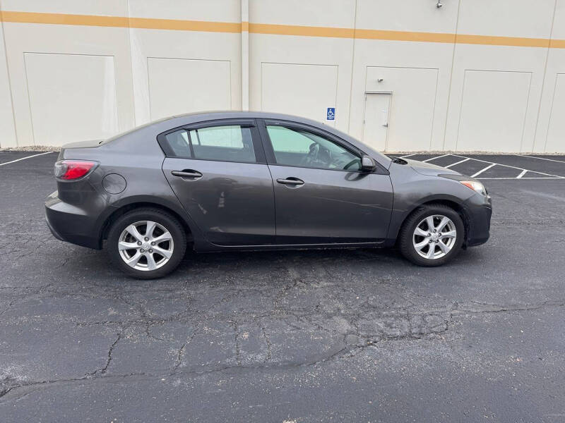 2011 Mazda MAZDA3 i Touring