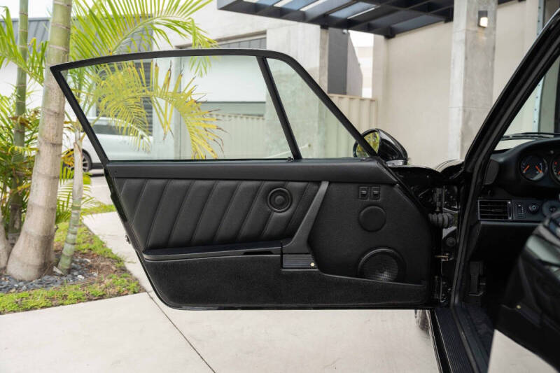 1992 Porsche 911 Carrera