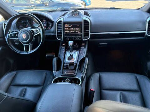 2015 Porsche Cayenne S
