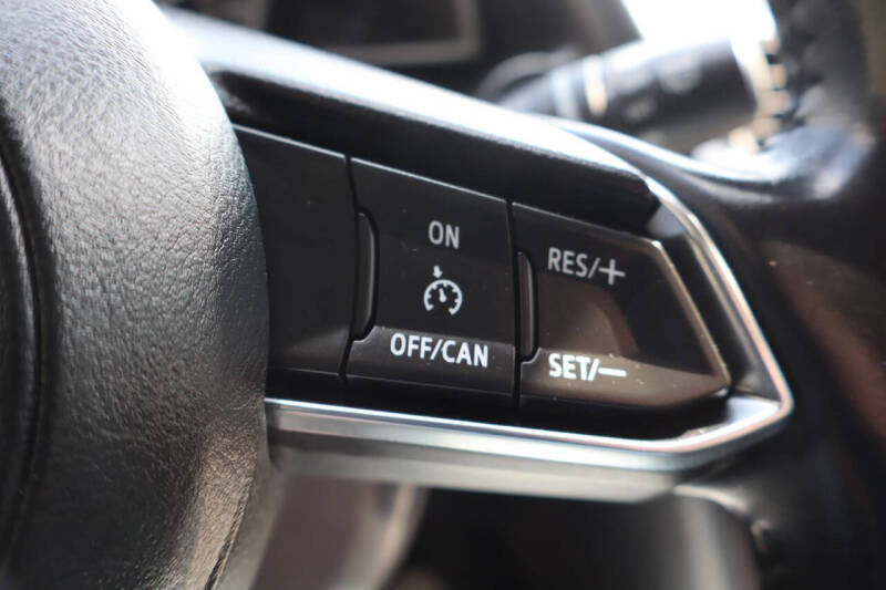 2017 Mazda MAZDA3 Touring