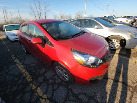 2013 Kia Rio for sale at ROADSTAR MOTORS in Liberty Township OH