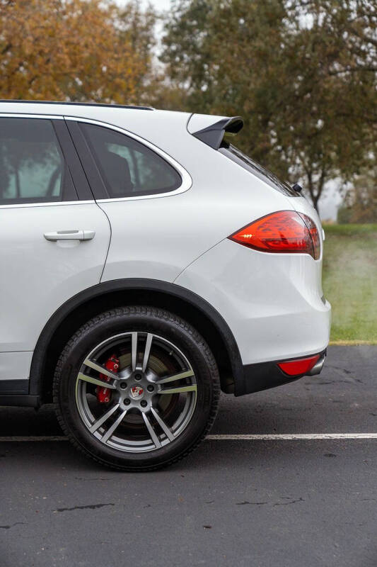 2013 Porsche Cayenne S