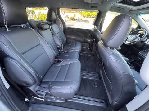 2017 Toyota Sienna